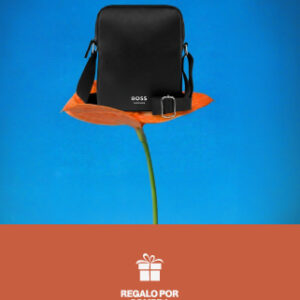 Por la compra de una fragancia en la marca Boss, recibe gratis un Bolso. Por la compra de una fragancia en la marca Boss, recibe gratis un Bolso.