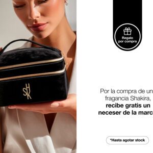 Por la compra de una fragancia en la marca Shakira, recibe gratis un neceser.